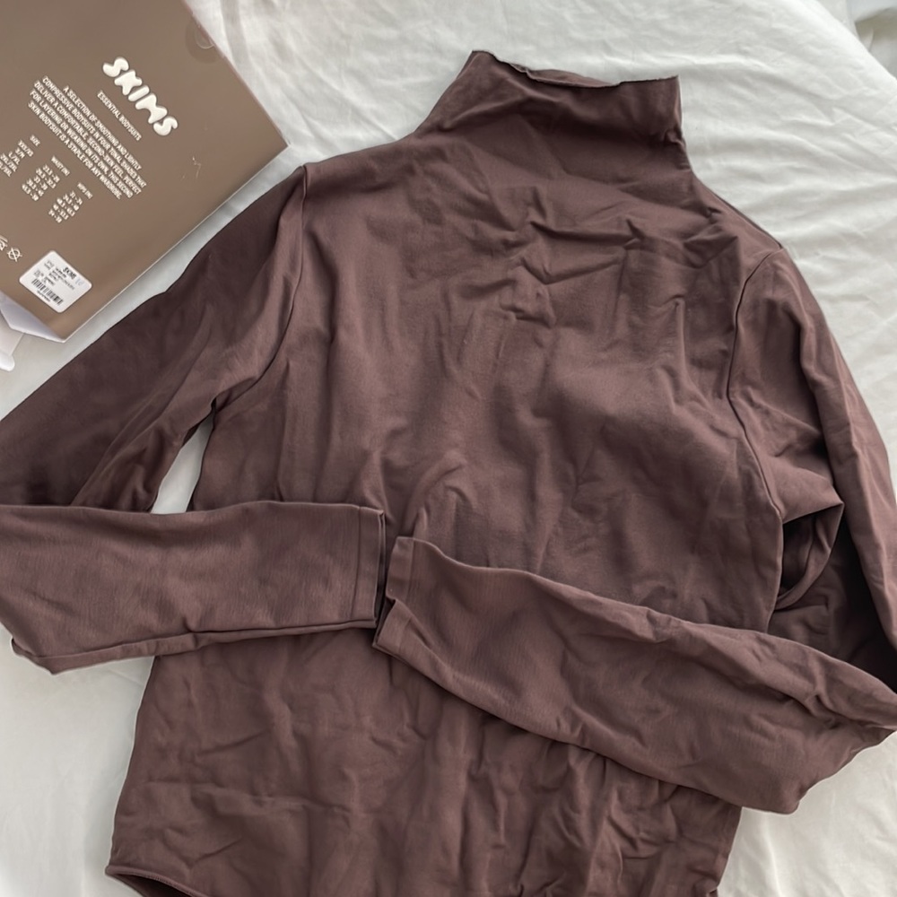 Skims Essential Bodysuit Long Sleeve Mock Neck Sz L/XL